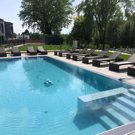 25H Spa-Residenz Pools In & Out, Private Garden & Beach Neusiedl am See Exterior foto