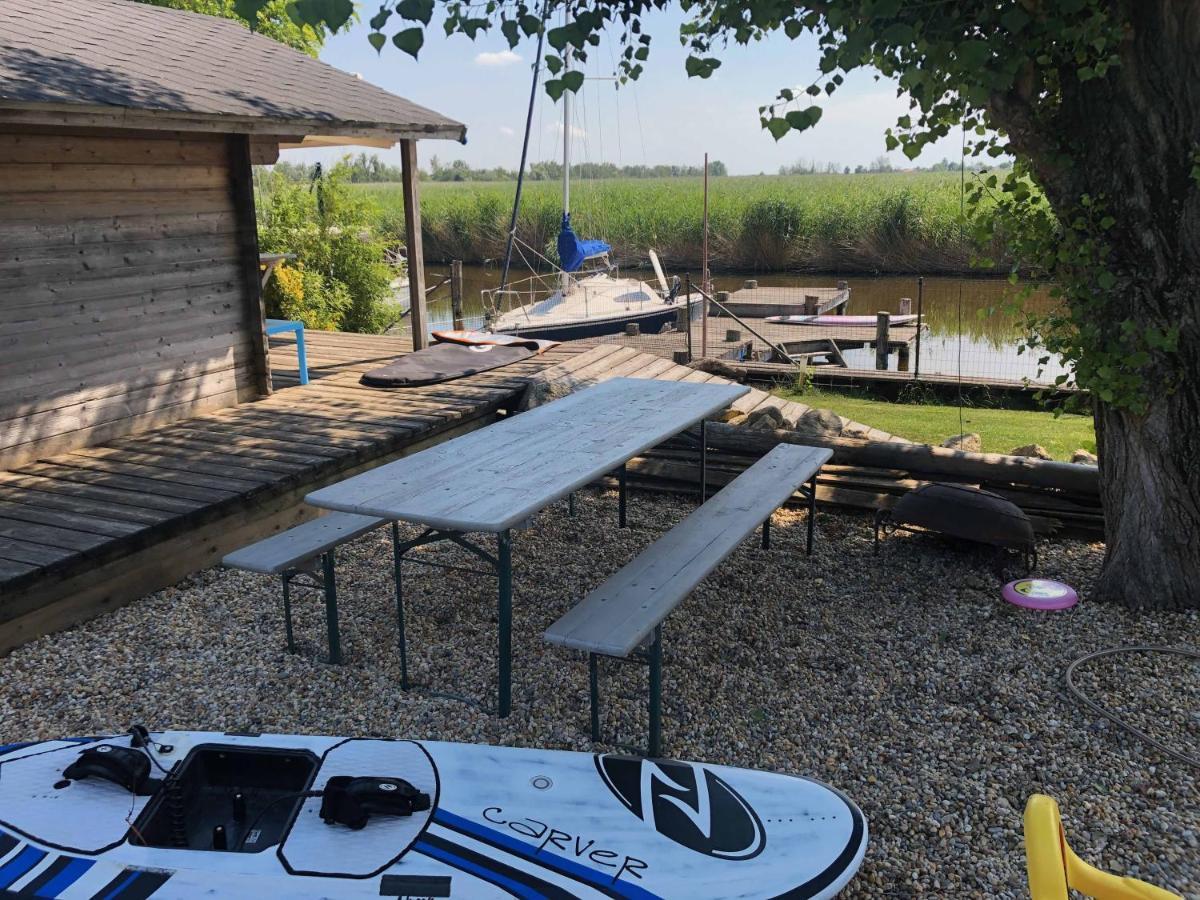 25H Spa-Residenz Pools In & Out, Private Garden & Beach Neusiedl am See Exterior foto
