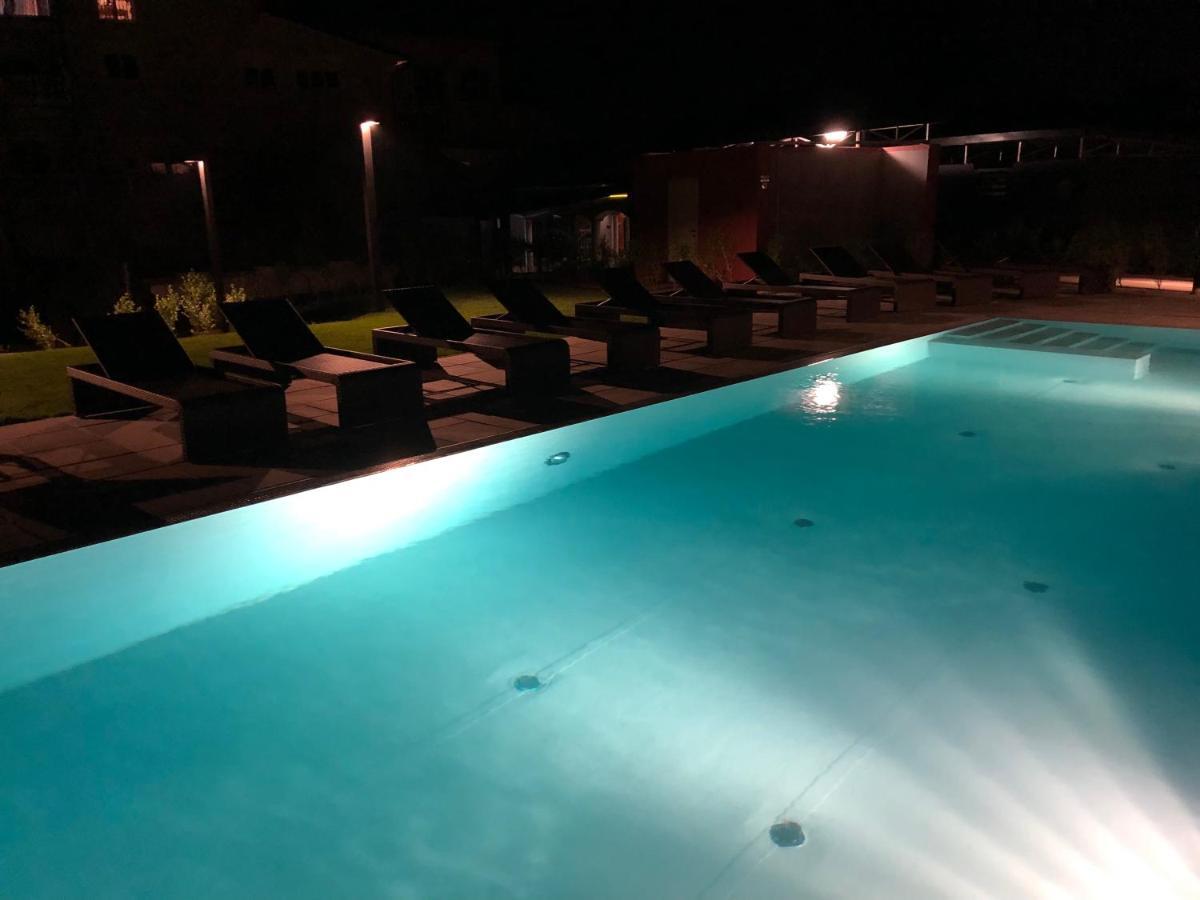 25H Spa-Residenz Pools In & Out, Private Garden & Beach Neusiedl am See Exterior foto